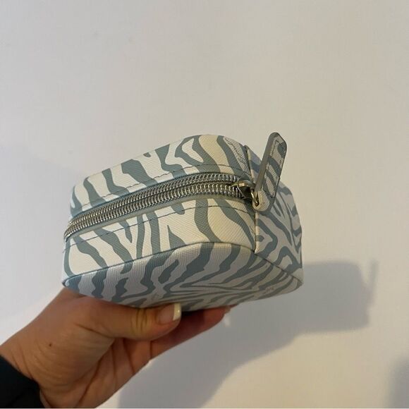 Milly teal & white zebra print travel size zip up jewelry case - Picture 3 of 5